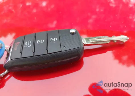 2018 Kia Forte S z USA, uszkodzony, nr VIN 3KPFL4A77JE197777